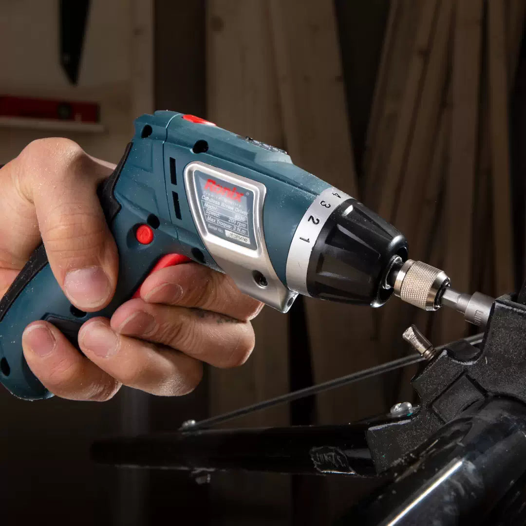 [8536] Cacciavite cordless pieghevole 3.6V 3N.m